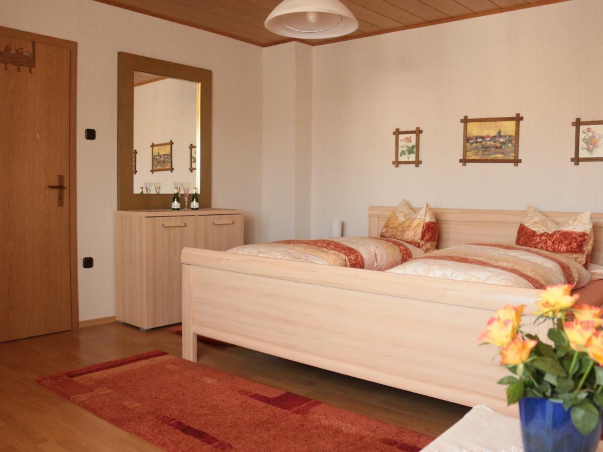 דירות צוויזל Haus Anton מראה חיצוני תמונה